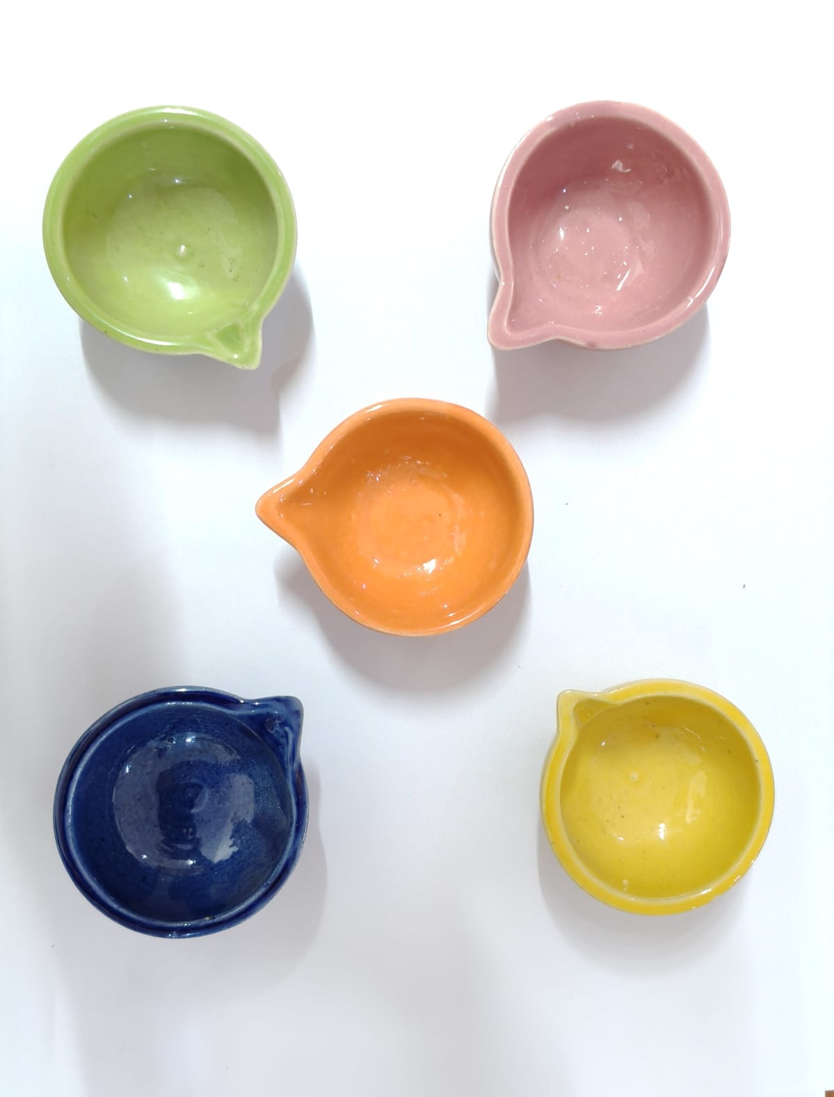 CERAMIC COLOUR DIYAS