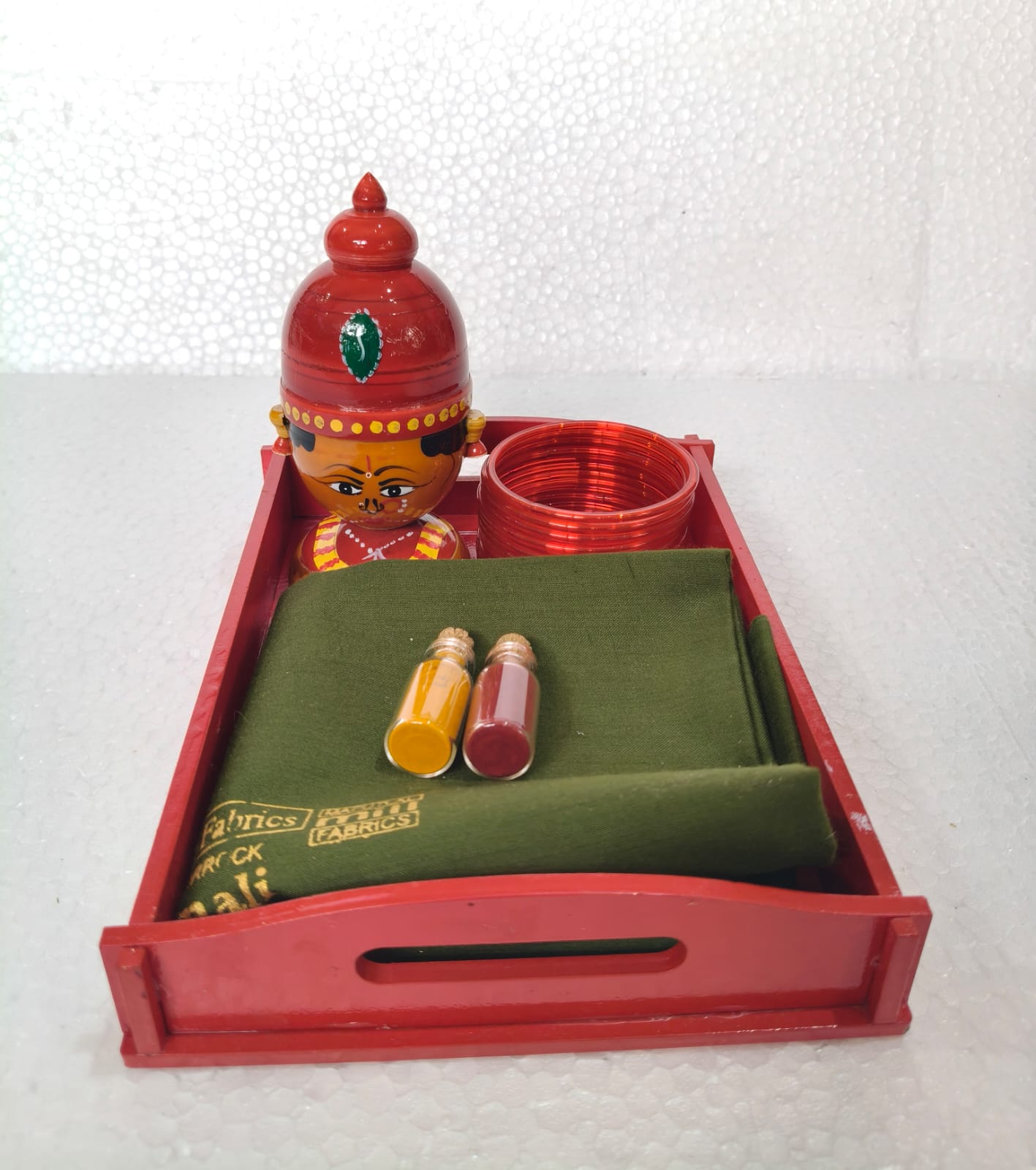 GIFT HAMPER