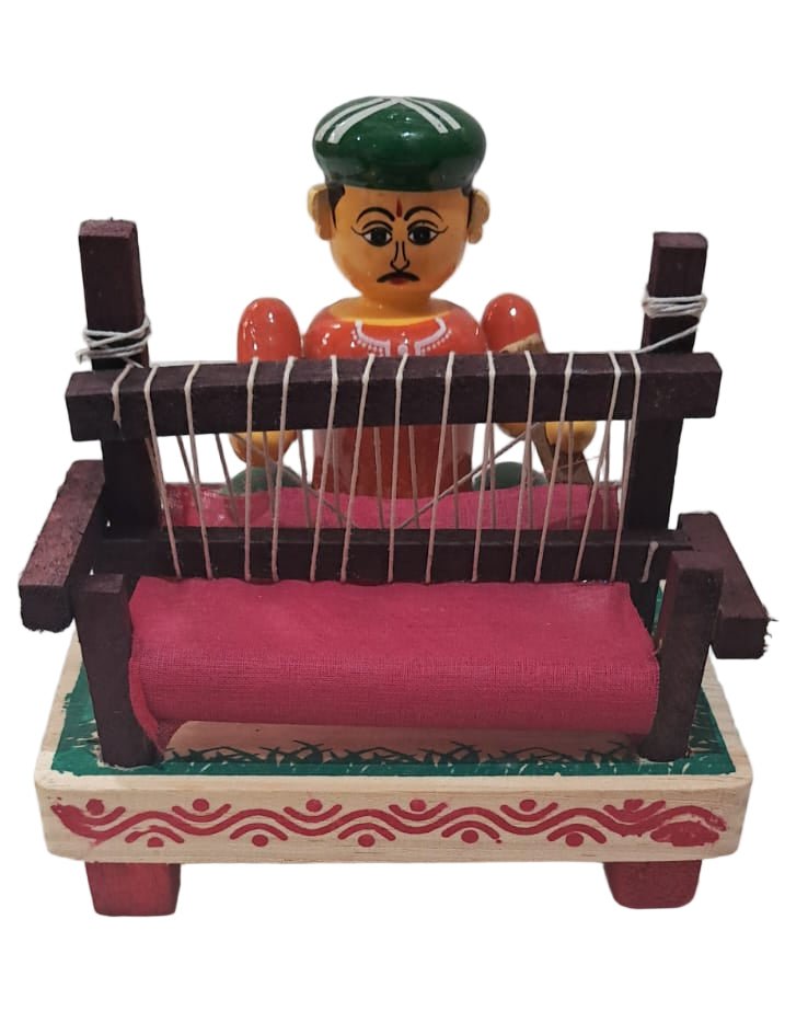 Cloth Weaving Man - ECOBASKETINDIA