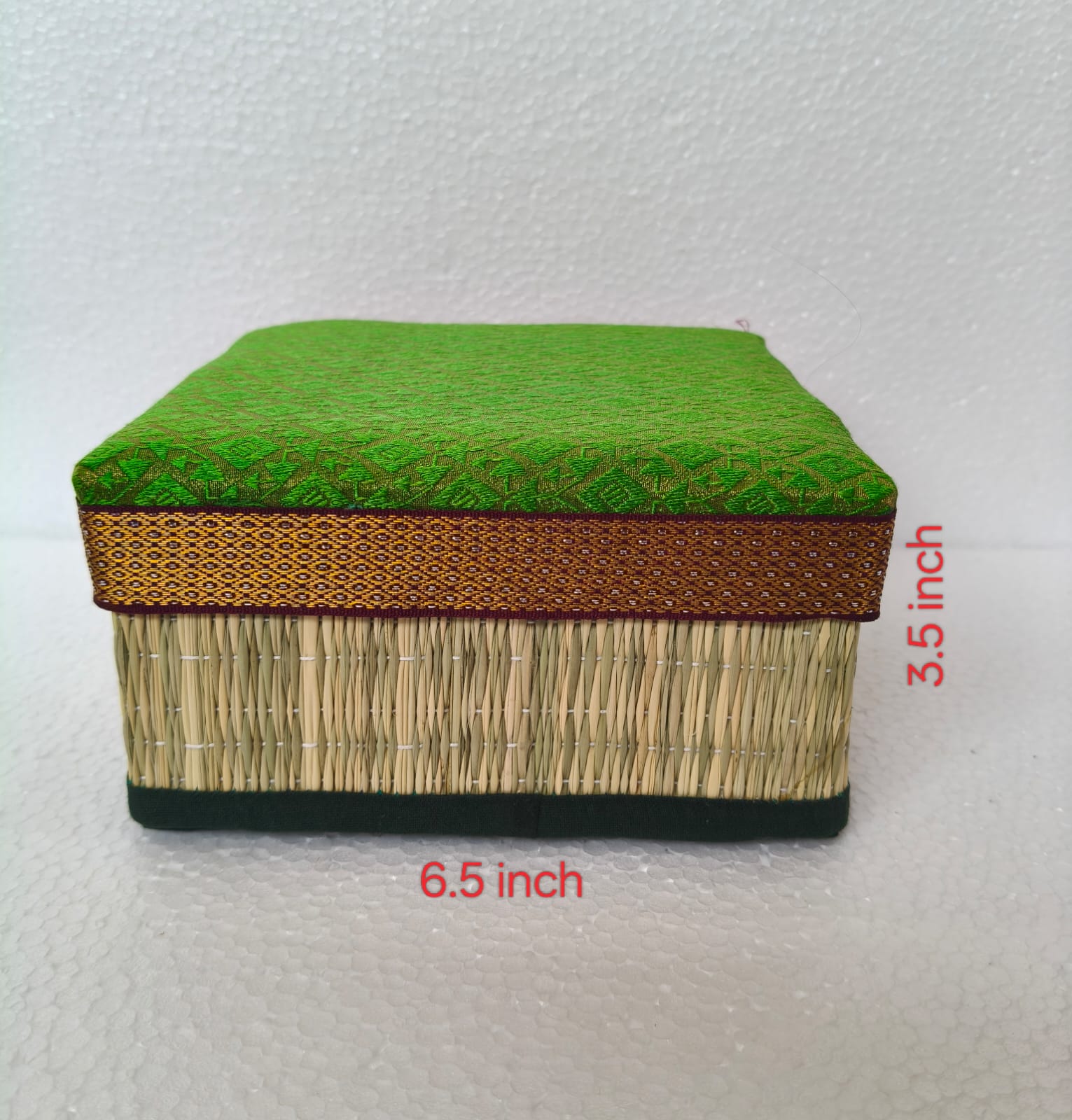 Korai Grass Square Gift Box - ECOBASKETINDIA