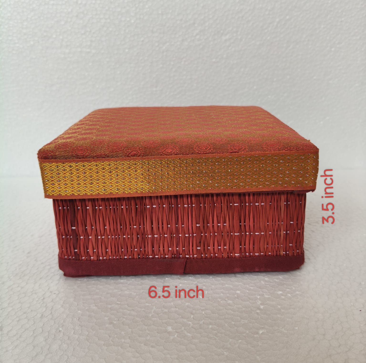 Korai Grass Square Gift Box - ECOBASKETINDIA