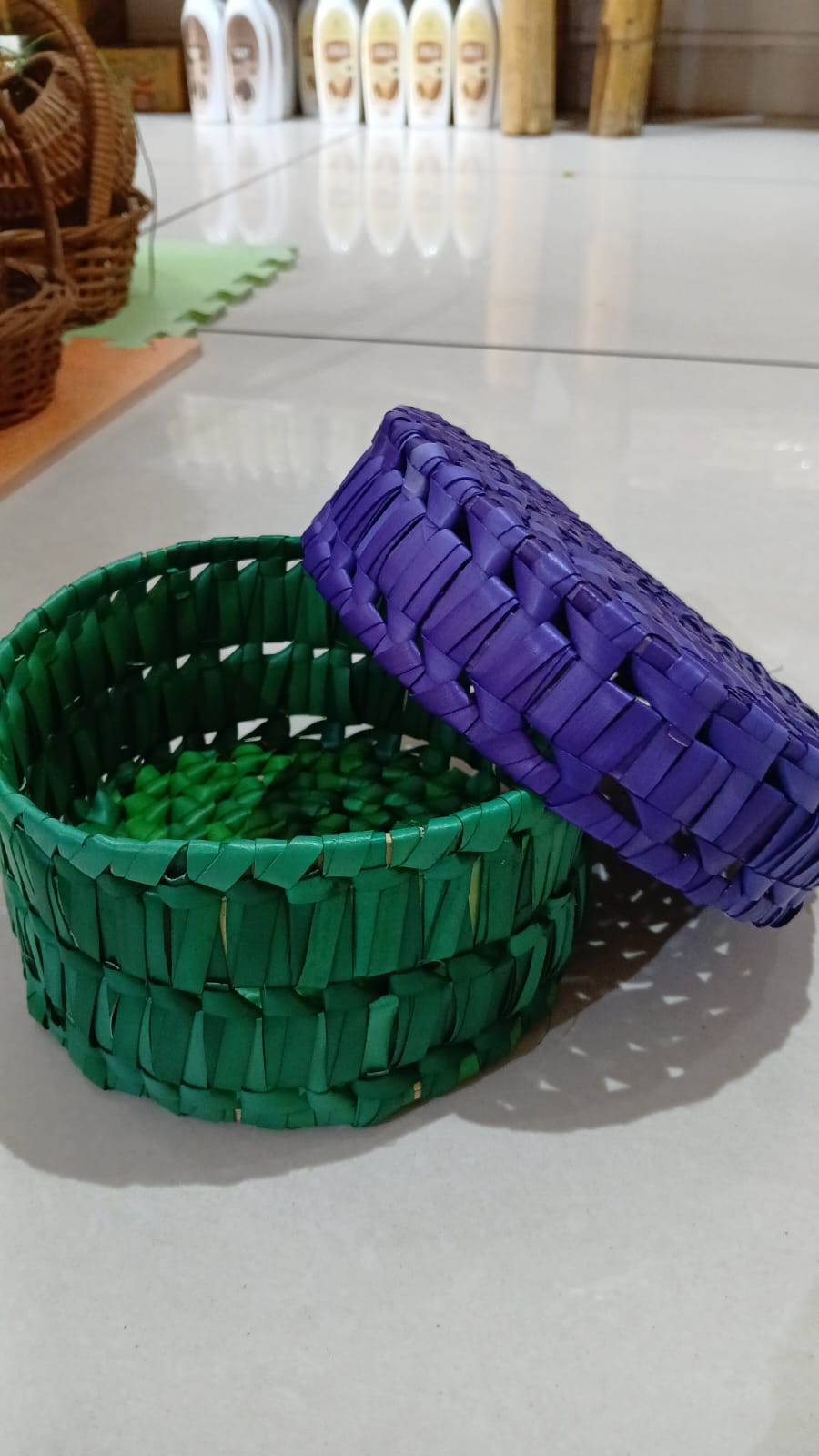 PALM LEAF ROUND BASKET - ECOBASKETINDIA
