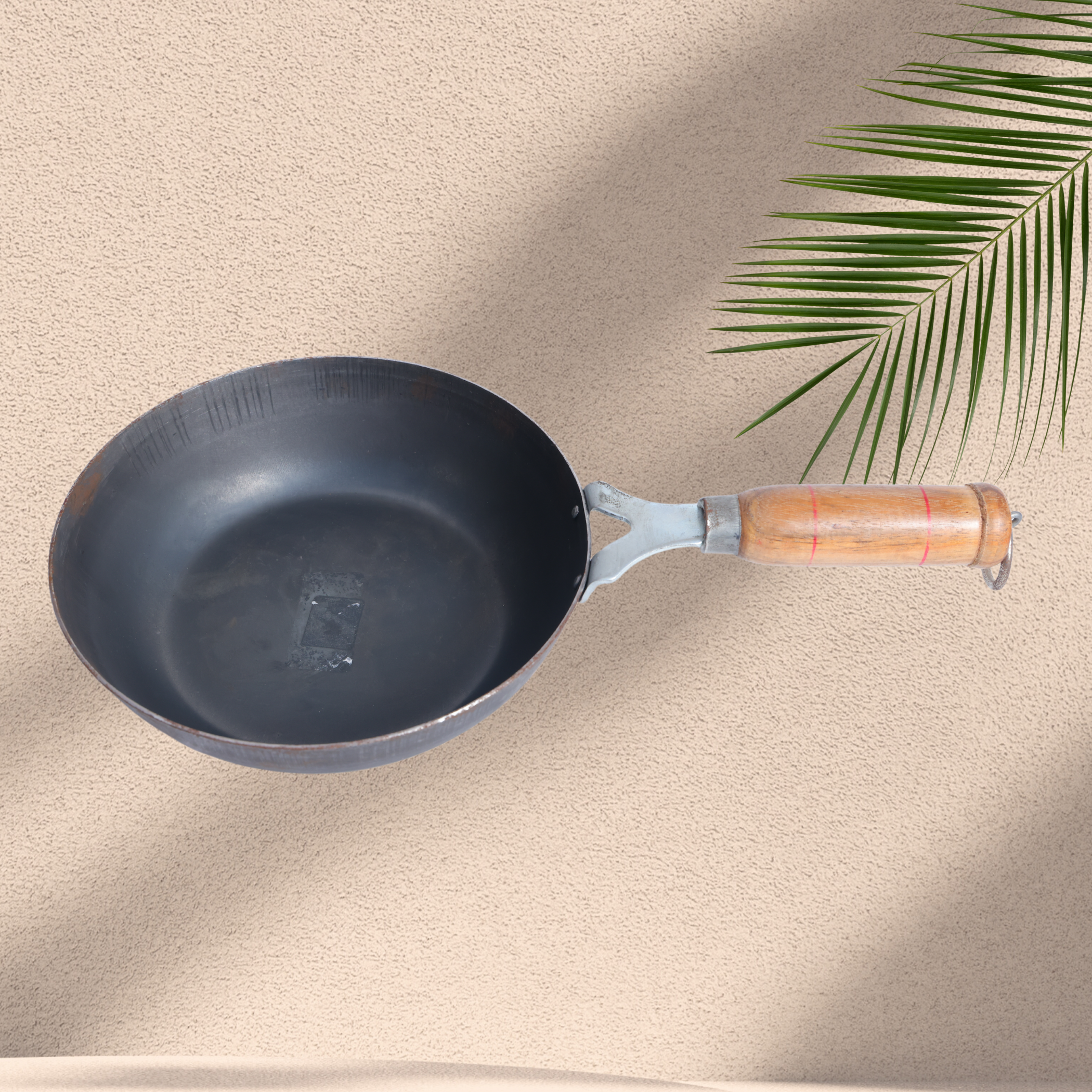 CAST IRON 7 Inch Frying Pan with Wooden Handle