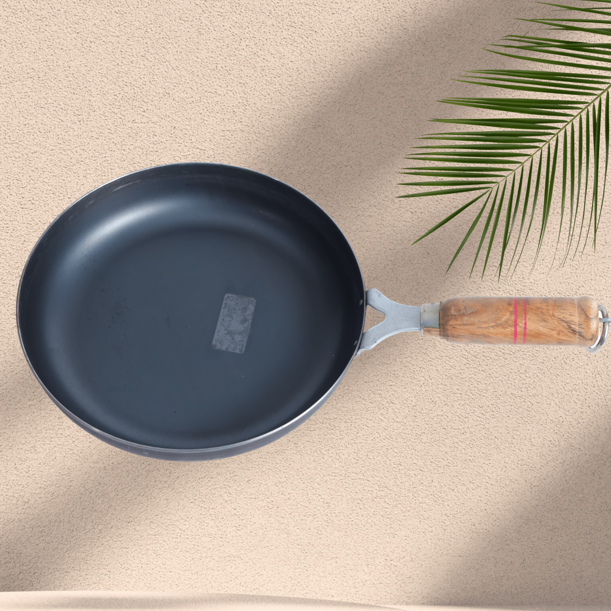 IRON 10 Inch Frying Pan with Wooden Handle - ECOBASKETINDIA